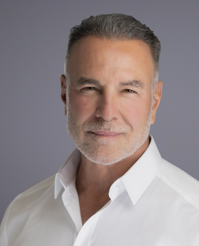 Dr. Lee Laris